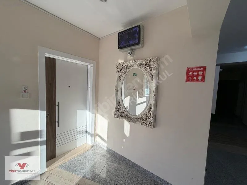 Barbaros Loft Nar Sitesinde Satılık 1+1 — fotoğraf 32