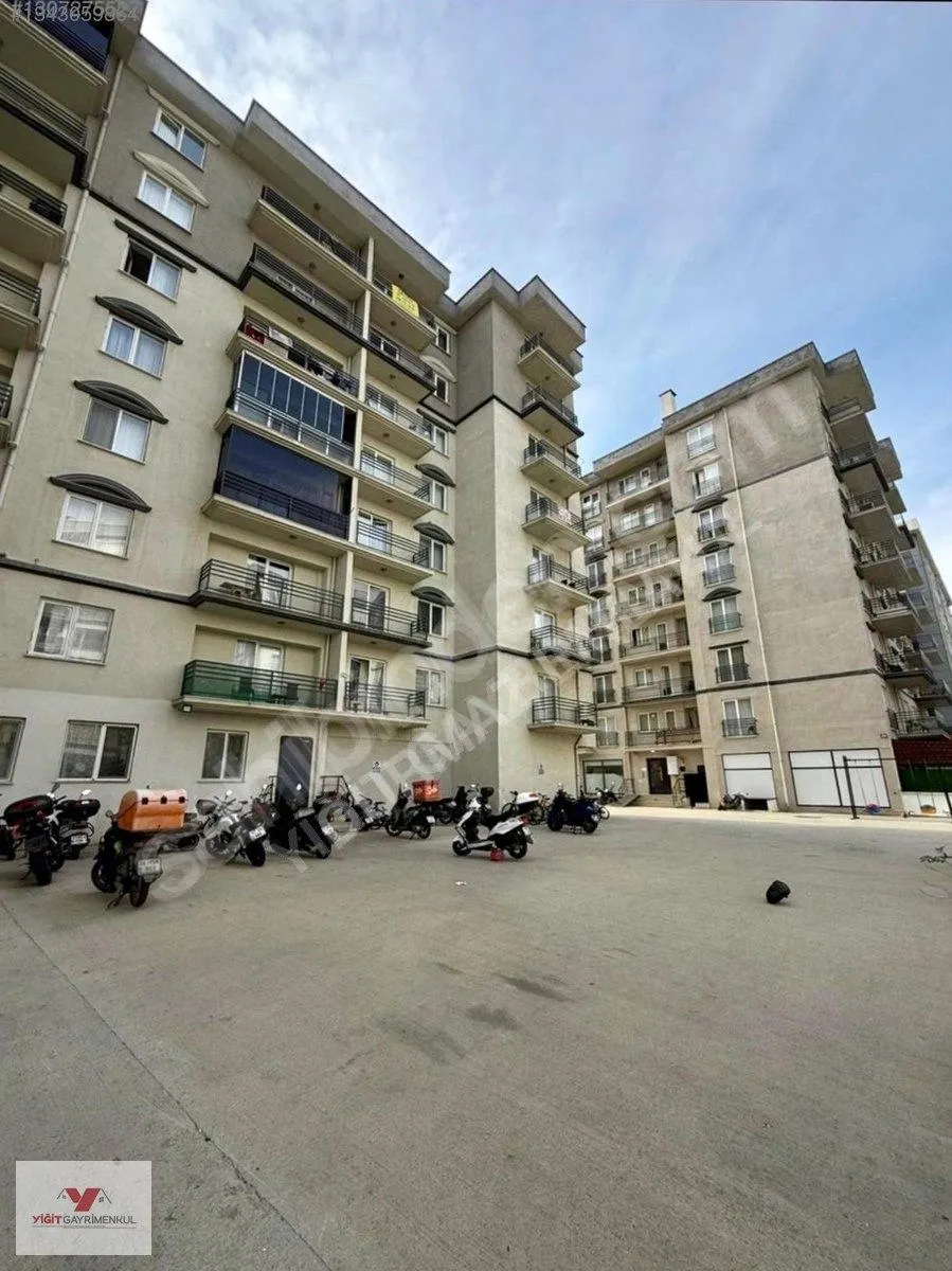İsmetpaşa'da Ebeveyn Banyolu 3+1 Satılık — fotoğraf 38