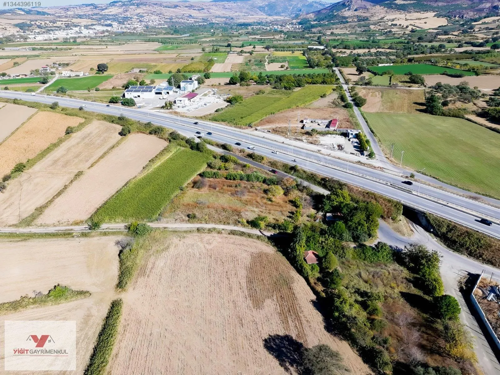Sarıcaeli'de Anayol Kenarı Kiralık Tarla — fotoğraf 4