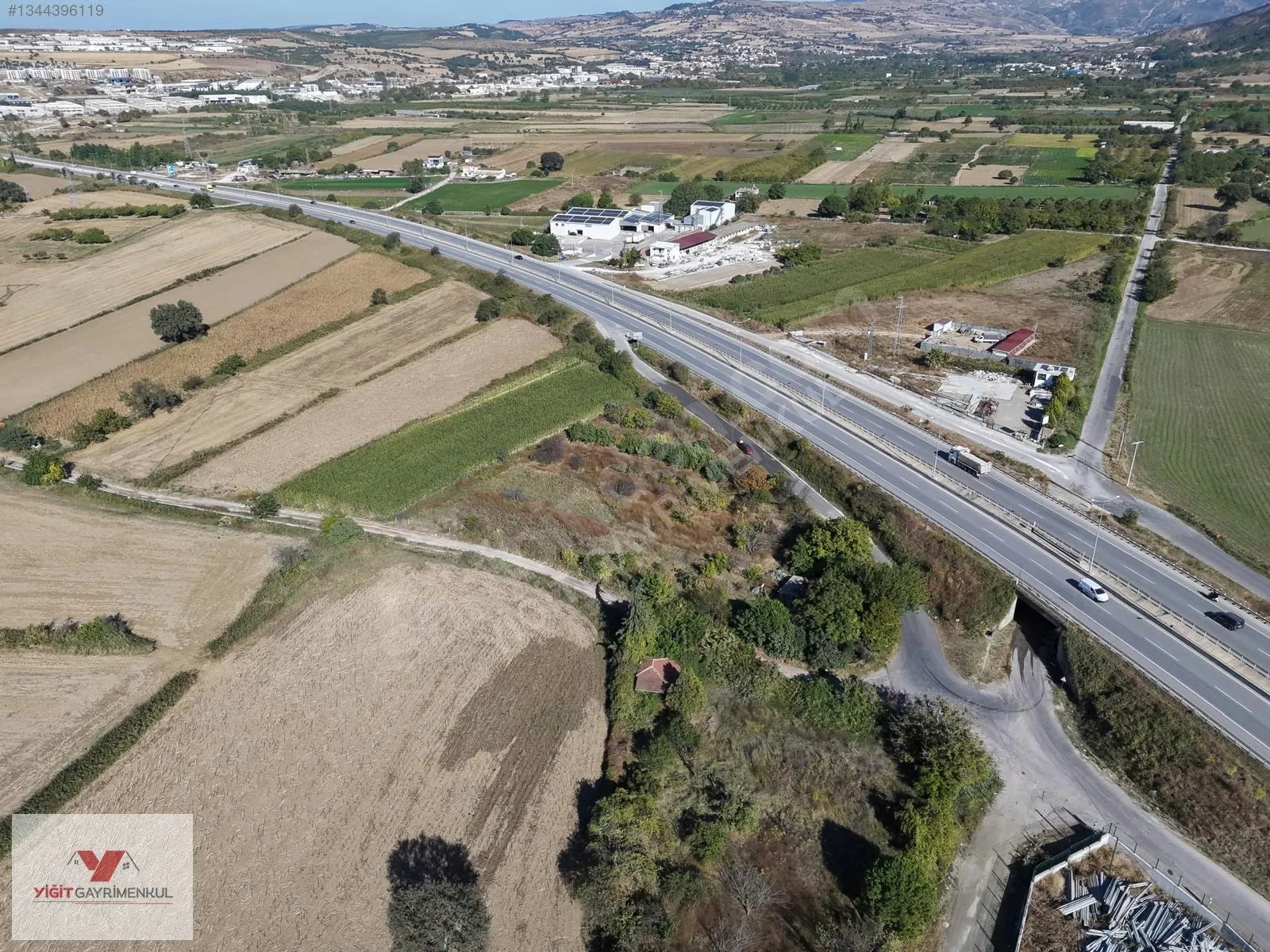 Sarıcaeli'de Anayol Kenarı Kiralık Tarla — fotoğraf 5