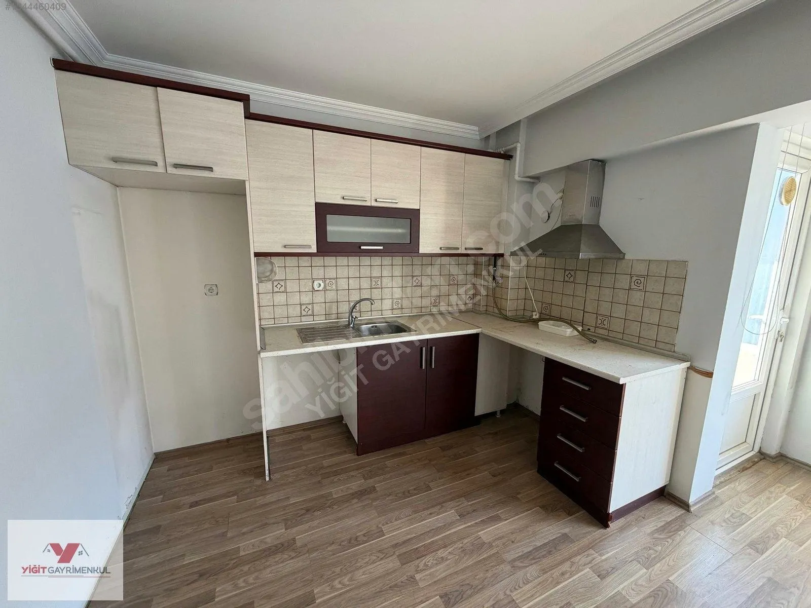 Havalimanı Karşısı Kiralık 1+1 Daire — fotoğraf 7